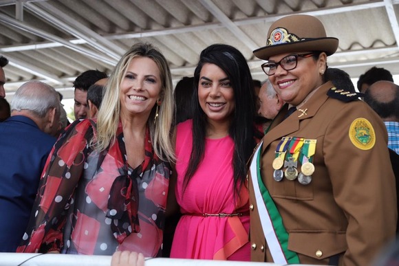 cida claudia coronel
