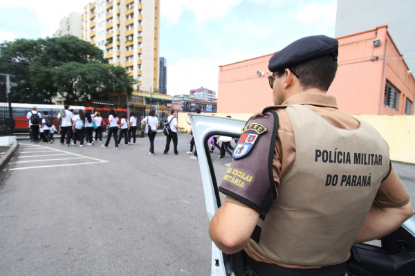 policial escola