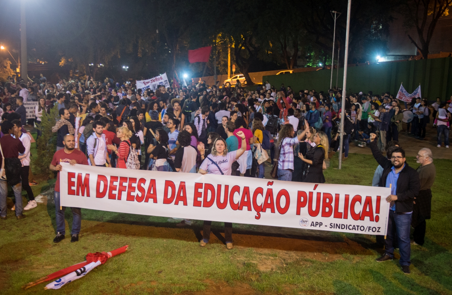 Há quatro anos sem data base educadores perdem dois salários por ano foto Marcos Labanca Arquivo