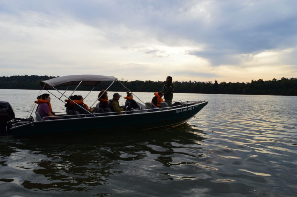 Um dia no Parque: Macuco Ecoaventura levou estudantes de Capanema a uma expedição no PNI. Veja fotos! 4 INICIO DA VIAGEM PRO SILVA JARDIM 2
