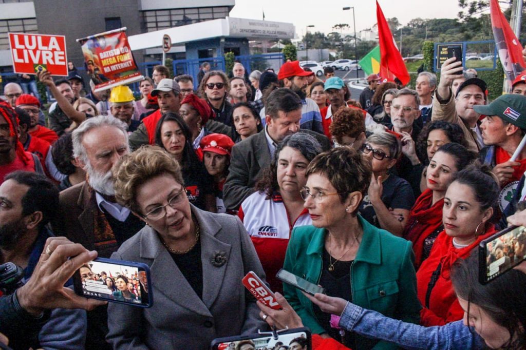 Dilma em Curitiba. Veja fotos! 1 dilma curitiba1