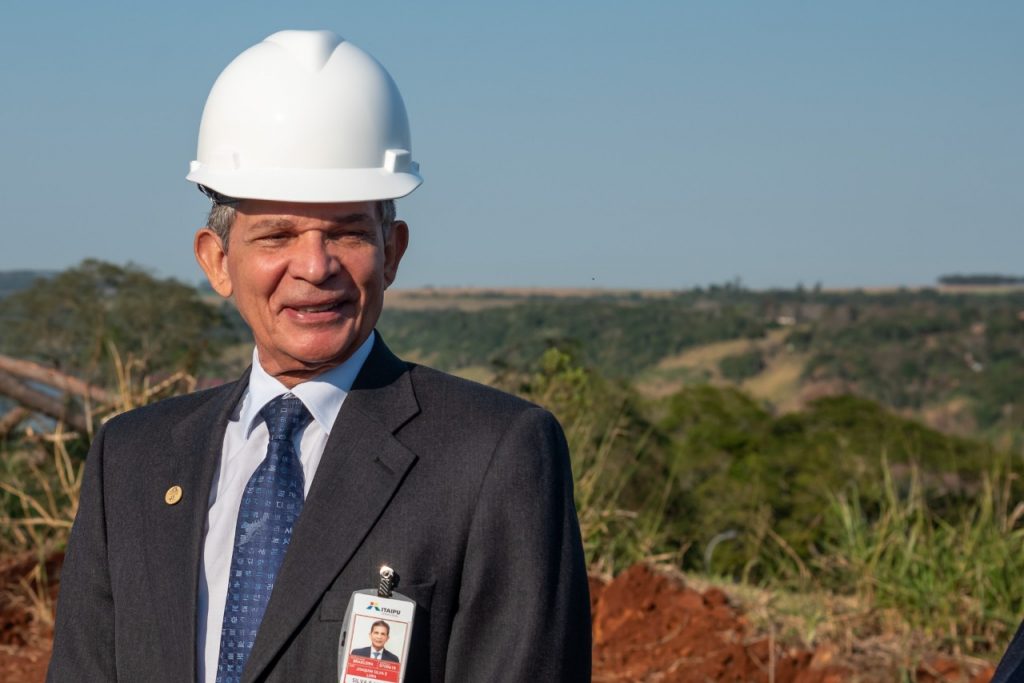Obras de terraplanagem dão início efetivo à construção da Ponte da Integração, financiada por Itaipu 1 joaquim silva e luna