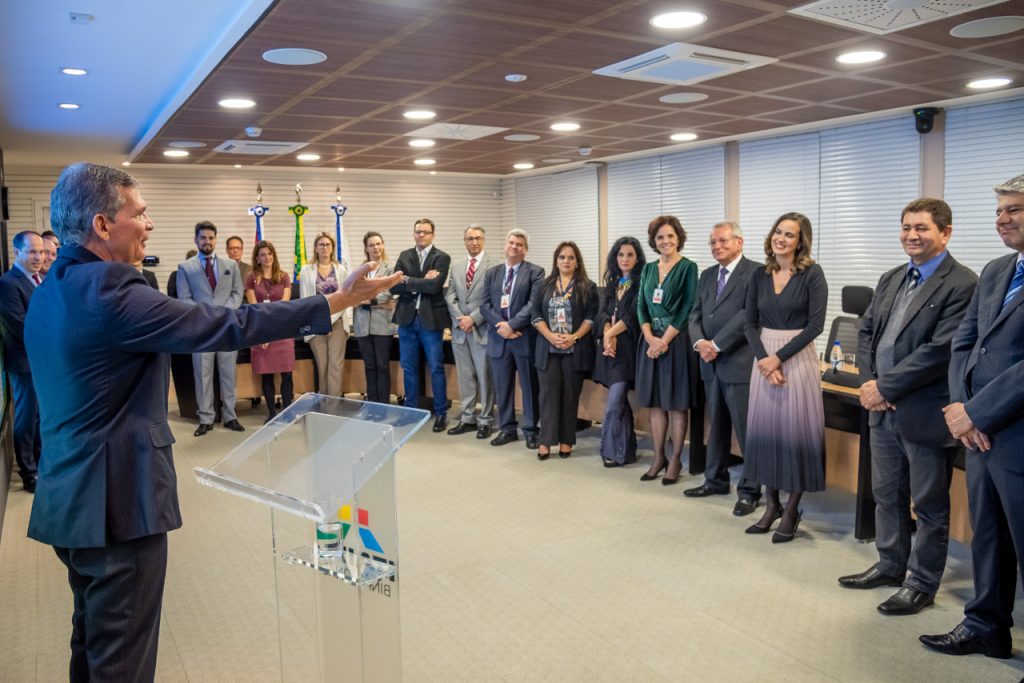 Diplomacia e binacionalidade serão peças-chaves no comando da nova Diretoria Jurídica de Itaipu. Veja fotos 1 mariana itaipu3