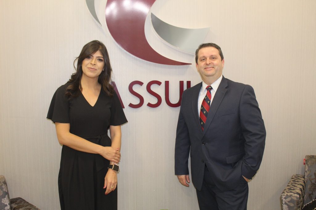 Cassuli Corporate traz à Foz do Iguaçu um novo conceito em consultoria empresarial 1 karla carolina e joao carlos