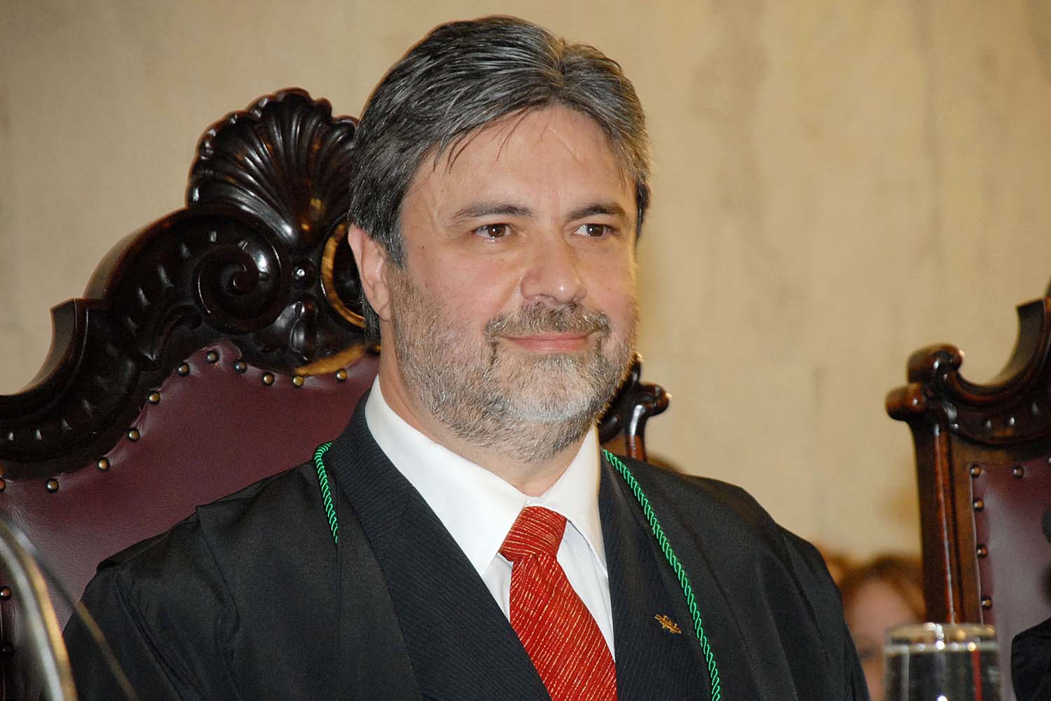 mauricio requiao