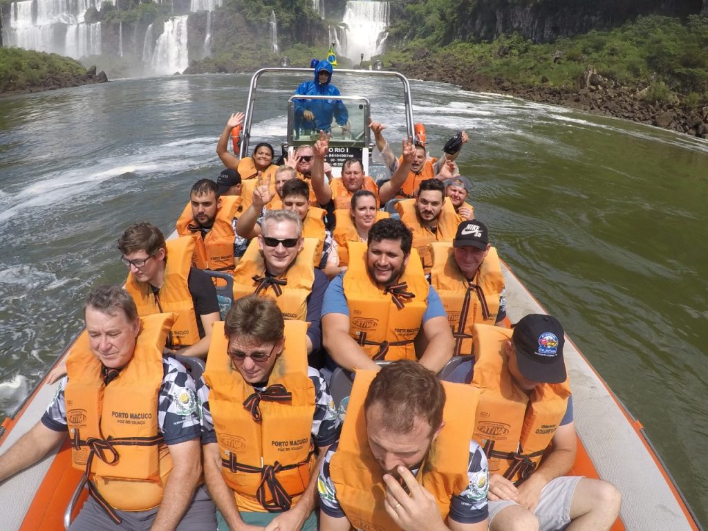 Grupo Macuco Safari participa do XII Arrancadão de Jericos em Serranópolis 4 IMG 20191114 WA0212