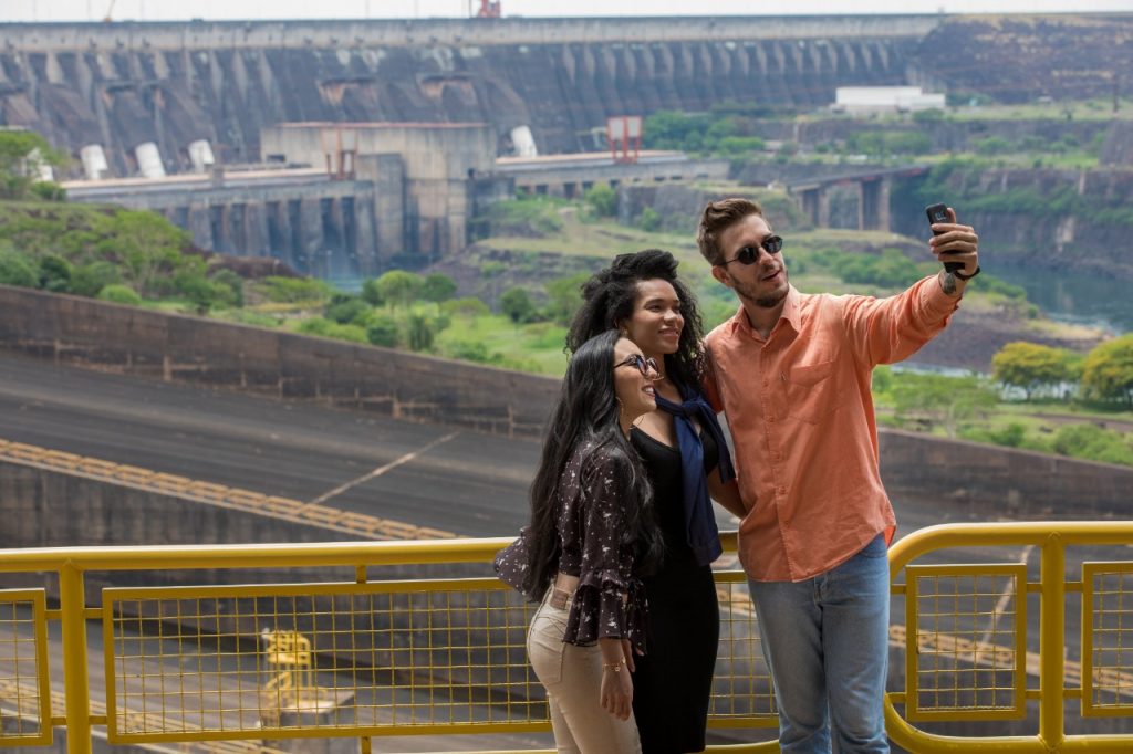 FERIADÃO: Itaipu amplia horários para receber mais de 9,4 mil turistas 2 itaipu turistas