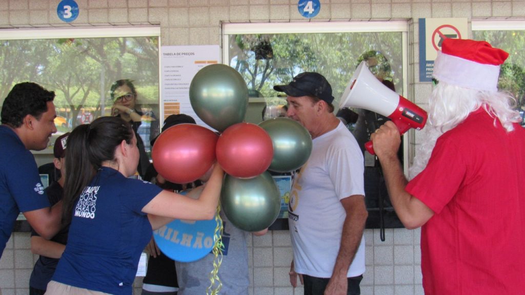 Feriado de Natal: Visitante de número um milhão da usina de Itaipu é do interior de São Paulo 4 itaipu visitante 1 milhao4