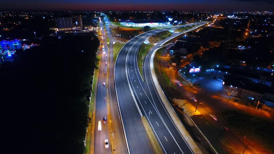 Sistema de iluminação do novo viaduto de Foz do Iguaçu está pronto. Veja fotos do teste! 3 viaduto costa e silva2