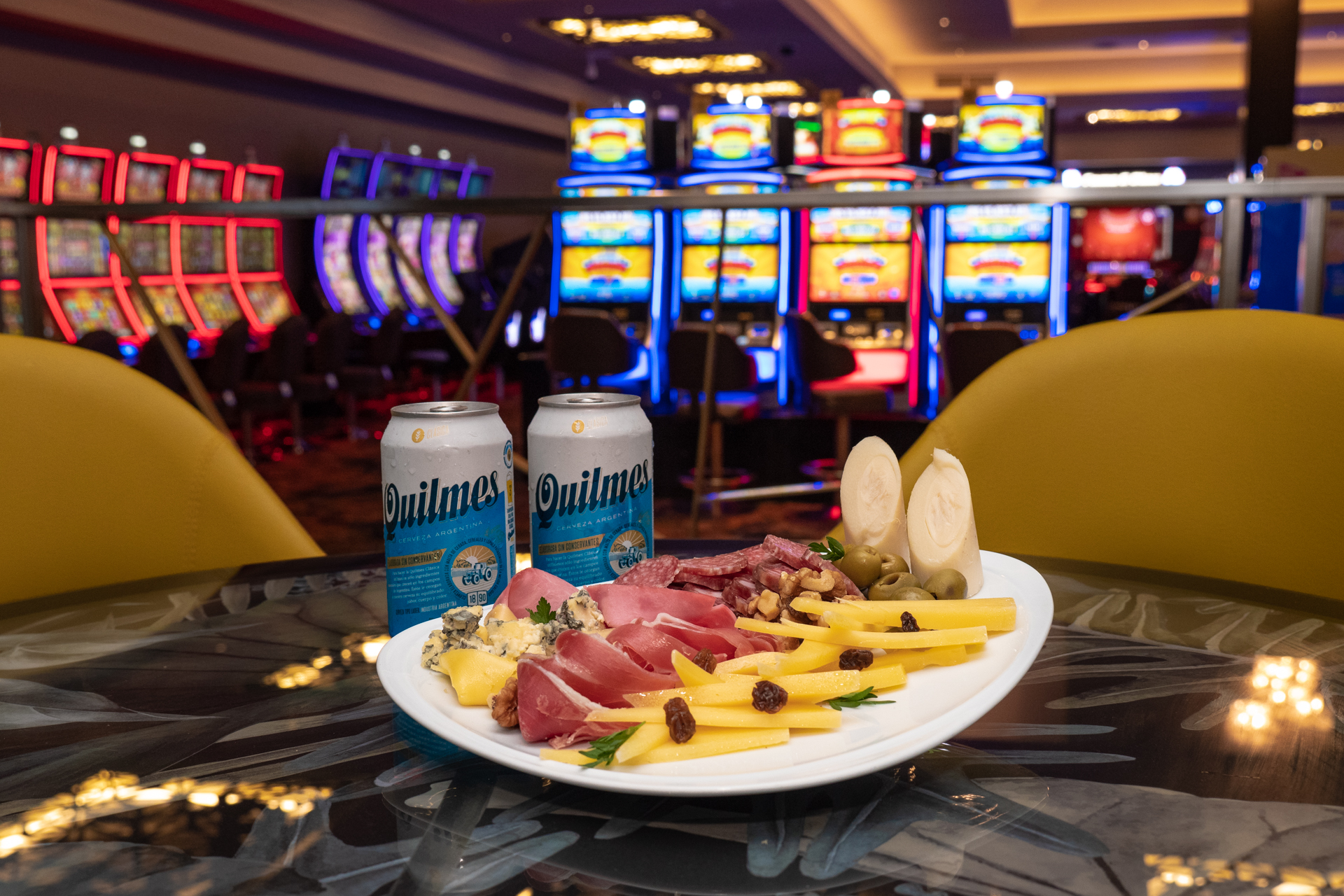 4 CrownBar CasinoIguazu