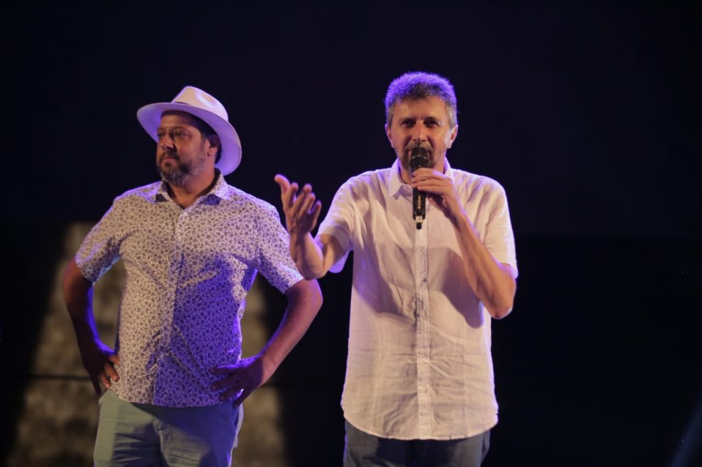 Show da Virada de Foz do Iguaçu atrai grande público à Praça da Paz. Veja fotos! 5 show da virada foz7