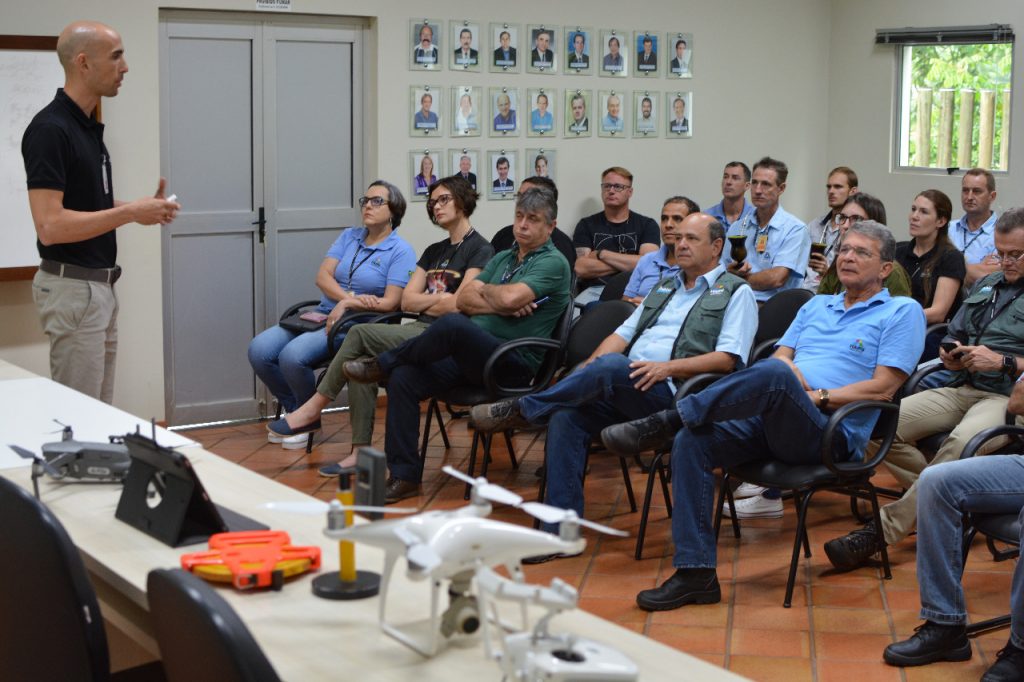 Cuidados ambientais são essenciais para a geração de energia, defende diretor-geral de Itaipu 6 silva e luna itaipu6