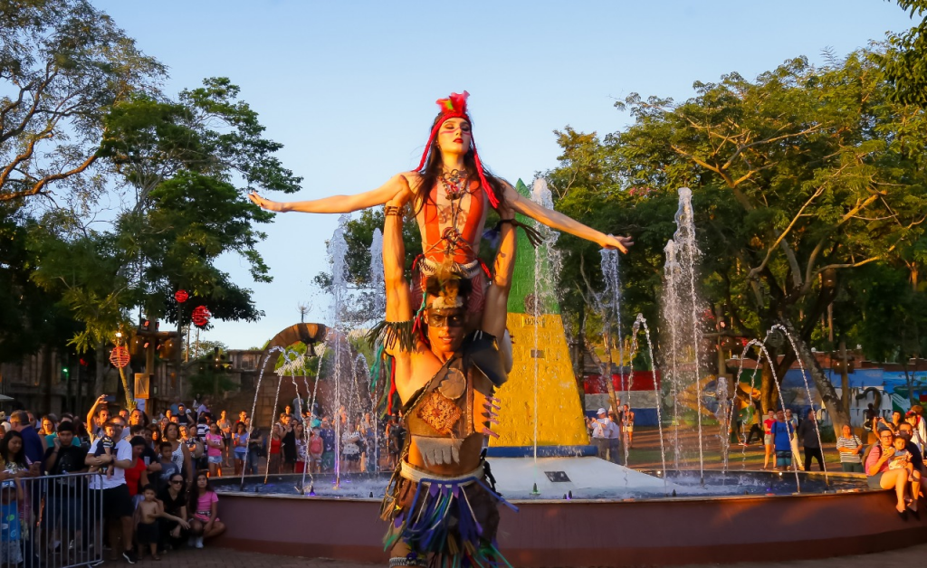 Carnaval no Marco das 3 Fronteiras é folia para a família toda 1 carnaval