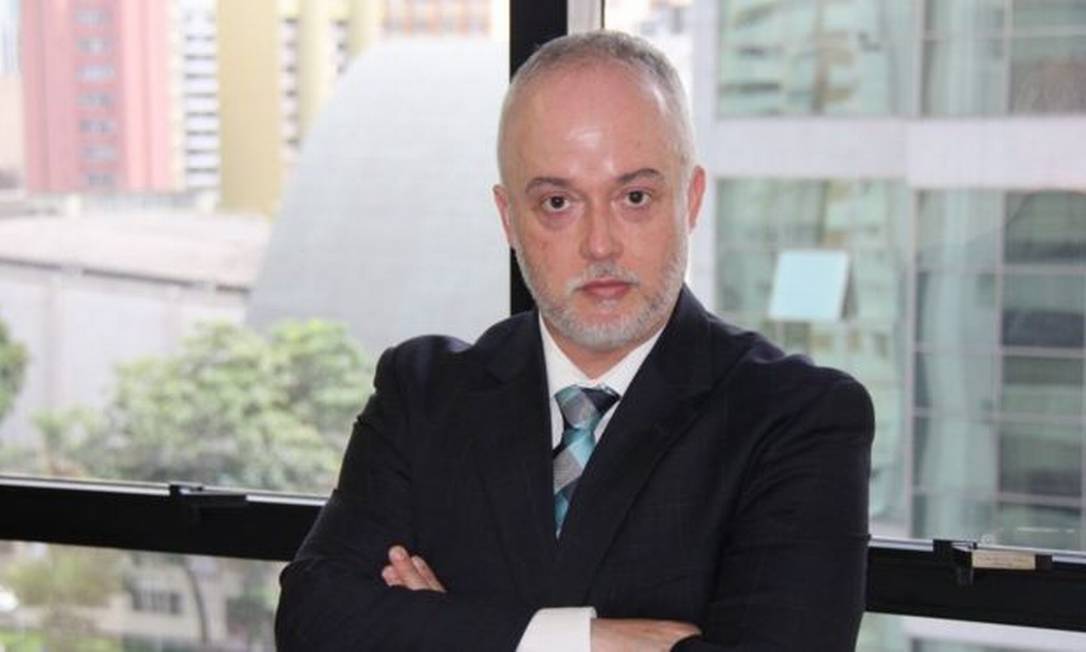 Carlos Fernando