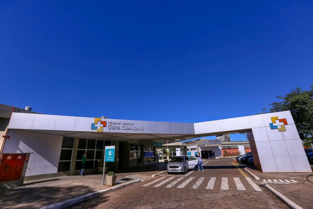 Itaipu fará convênio de R$ 4 milhões com Estado para contratação de 733 bolsistas no combate à Covid-19 3 hospital costa cavalcanti 1