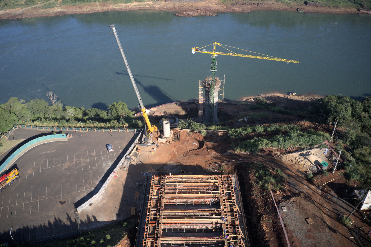 Fotos da construção divulgação Itaipu Binacional.