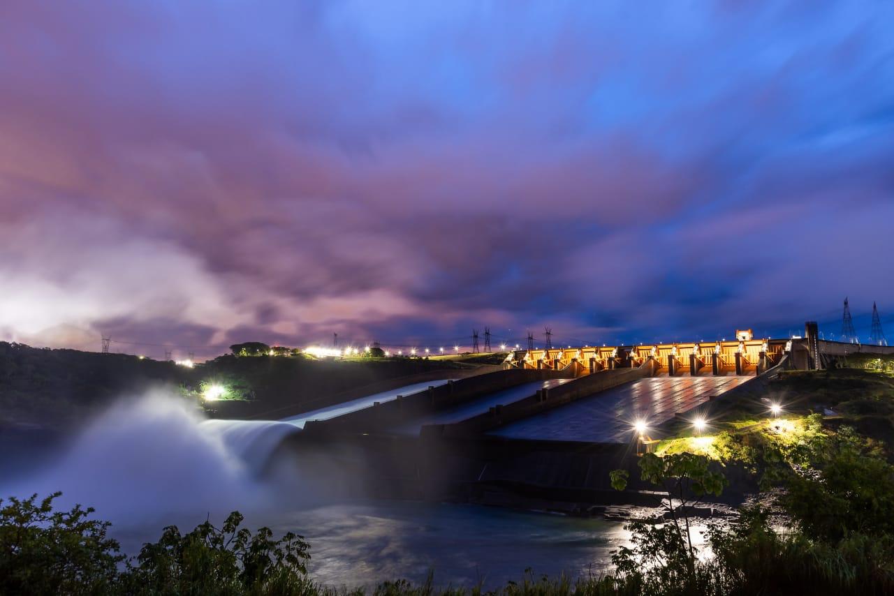 itaipu vertedeouro