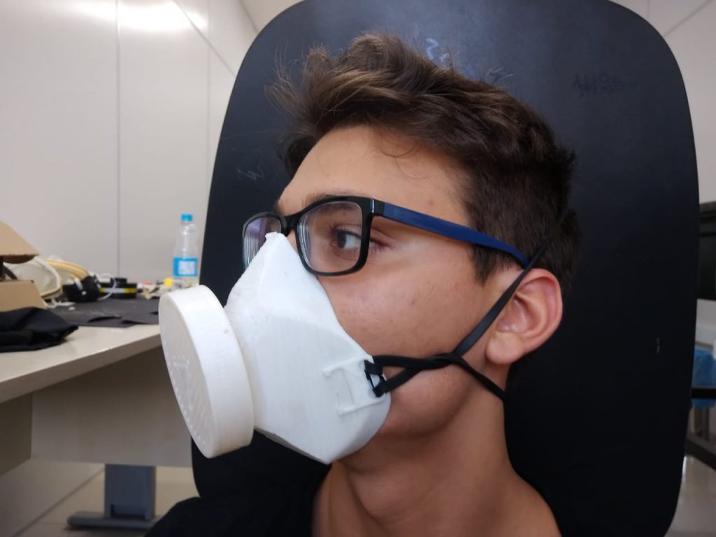 UNILA produz máscaras em impressoras 3D para uso de profissionais da saúde 5 máscara 3b