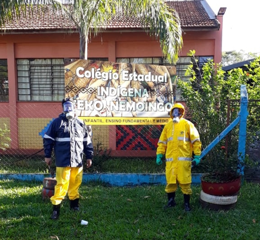 Sanepar faz desinfecção da aldeia ocoy Foto Sanepar