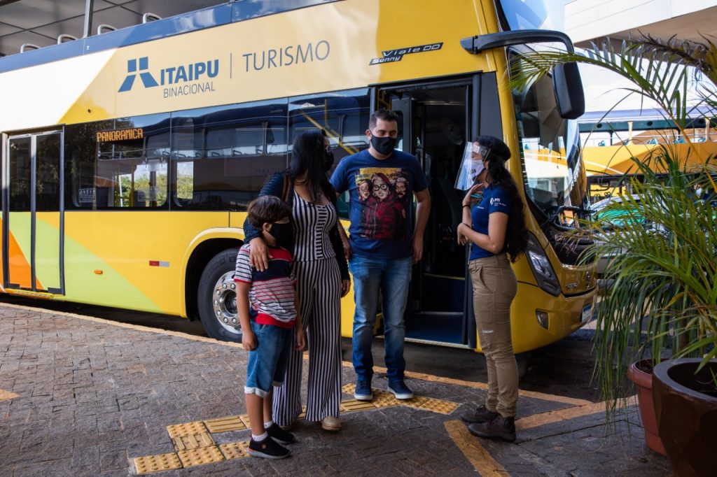 Primeiros visitantes de Itaipu, na retomada do turismo, elogiam segurança e querem voltar 7 Turismo Itaipu Foto Kiko Sierich 6
