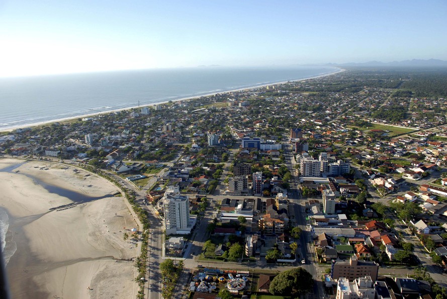 Litoral paranaense Foto Arnaldo Alves Arquivo AEN