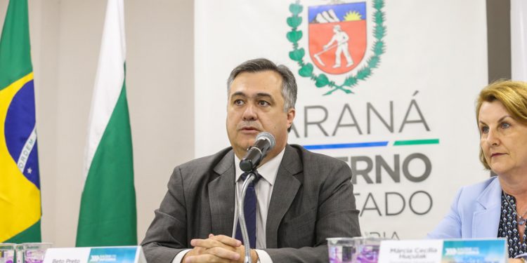 Secretário de saúde Beto Preto Foto Geraldo Bubniak