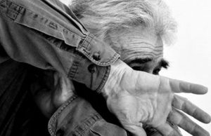 Com 13% da população acima dos 60 anos, Foz registra média de 10 denúncias de violência contra idosos por mês