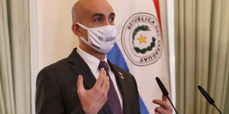 Paraguai espera pico de Covid-19 entre agosto e setembro, informou o ministro da Saúde 1 ministro da Saúde do Paraguai Julio Mazzoleni