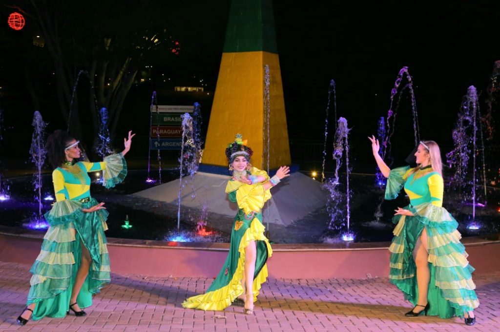 Com a reabertura do Marco das 3 Fronteiras, voltaram as apresentações culturais no atrativo. VEJA FOTOS! 18 danca no marco 3 fronteiras 19