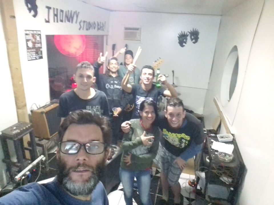 Com internet, underground de Foz do Iguaçu ganha um novo fôlego 4 jhonny studio bar1