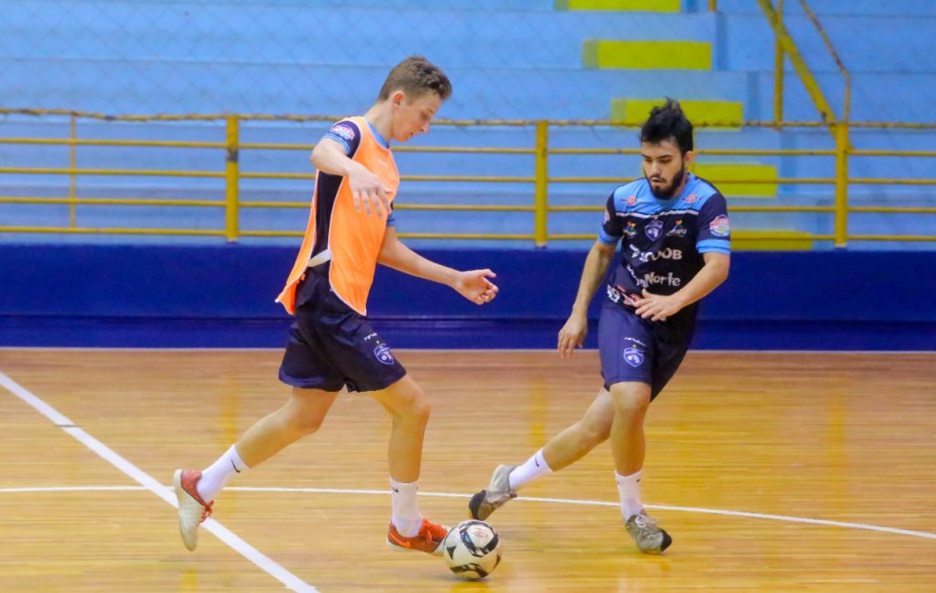 Inspiração que vem do futsal da fronteira. Veja foto e assista reportagens da formação de atletas 4 Base Foz Futsal 3