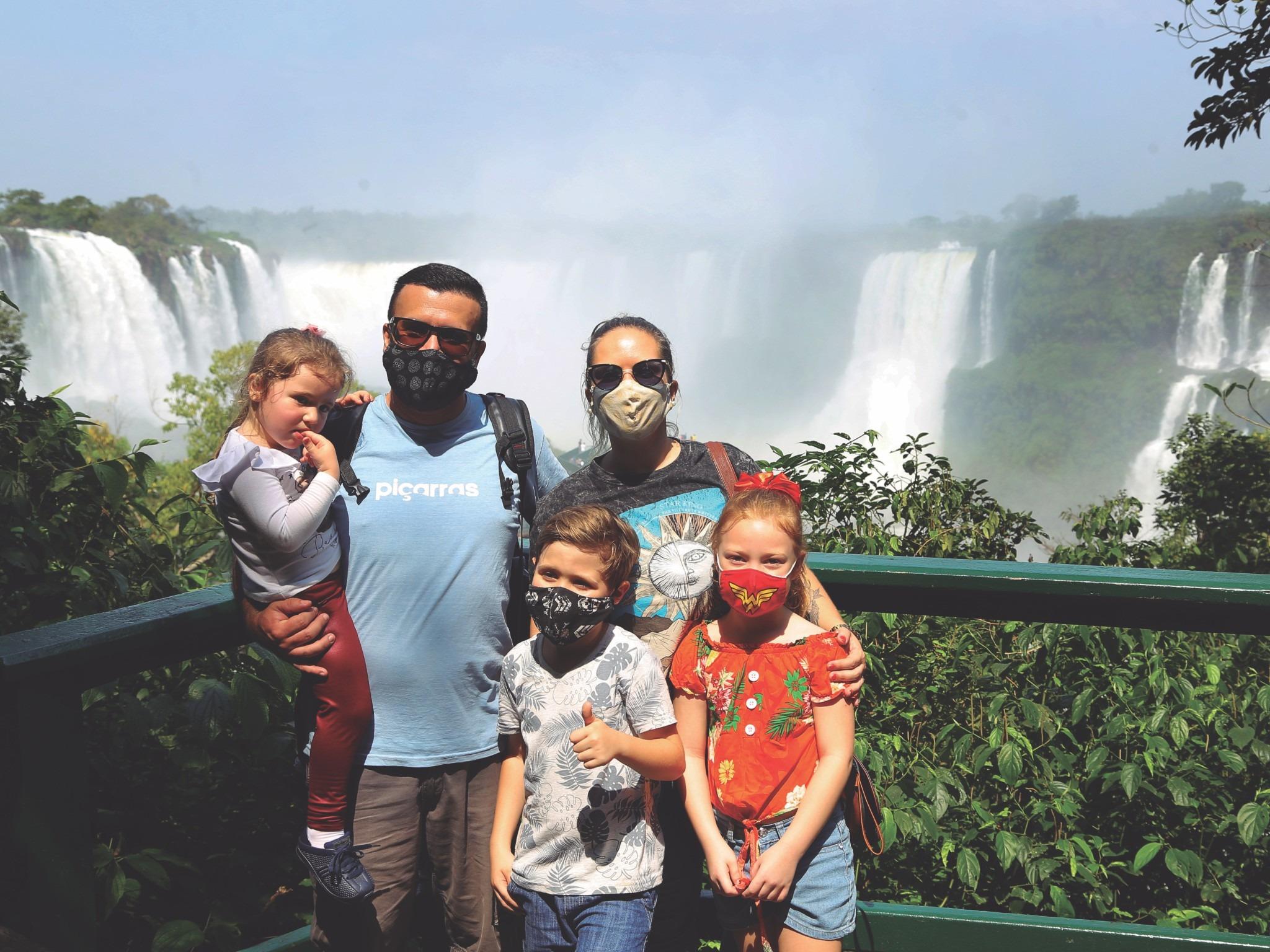 Cataratas Foto Nilton Rolin