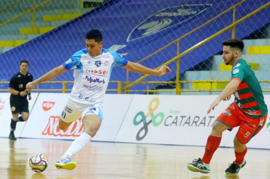 Foz Cataratas Futsal bate Toledo na estreia do paranaense. Veja fotos! 9 Foz cataratas Fotos Nilton Rolin e Abel da Banca