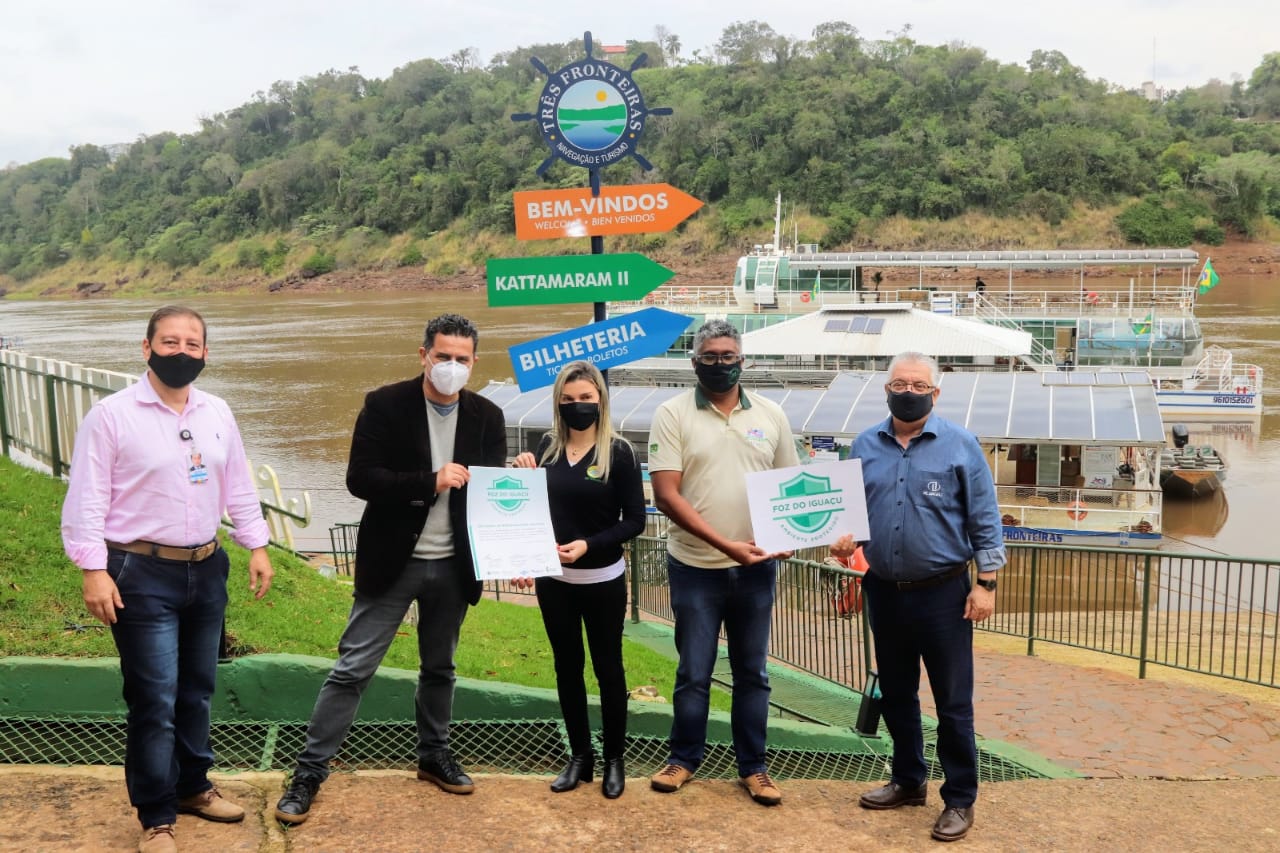 Grupo Macuco Safari comemora o retorno de turistas a Foz do Iguacu 1