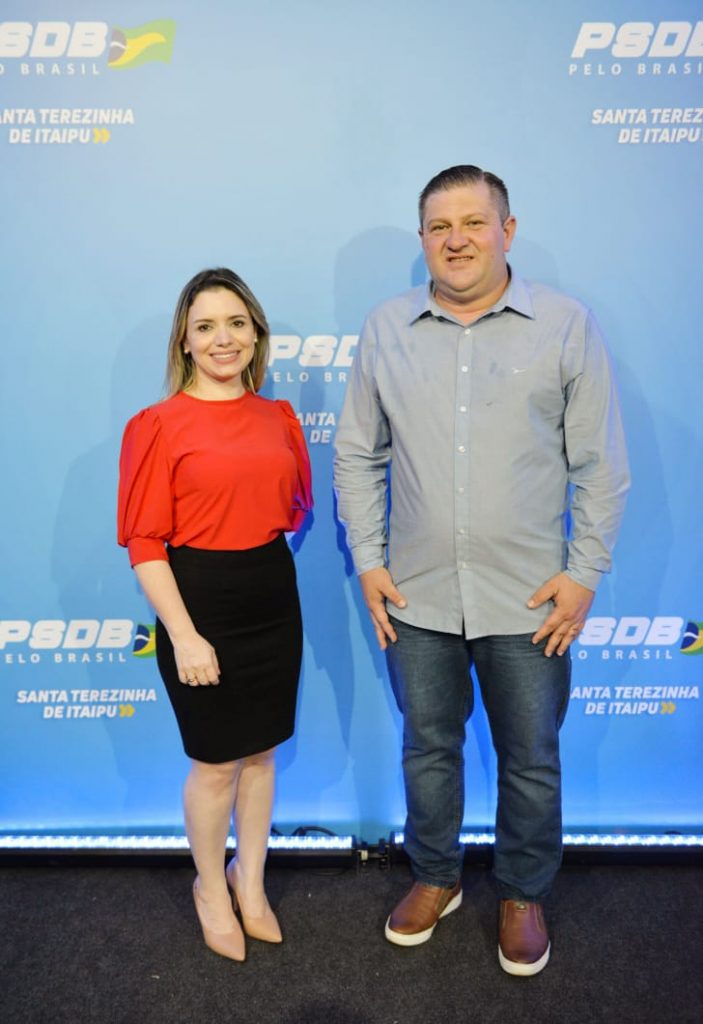 Karla Galende é confirmada candidata à prefeita pelo PSDB em Santa Terezinha de Itaipu 1 Karla Galende 1