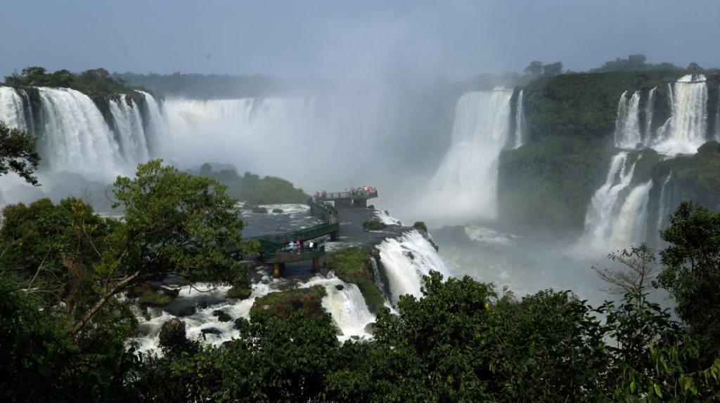 Parque Nacional do Iguaçu registra maior visitação desde sua reabertura 1 cataratas do iguacu 3