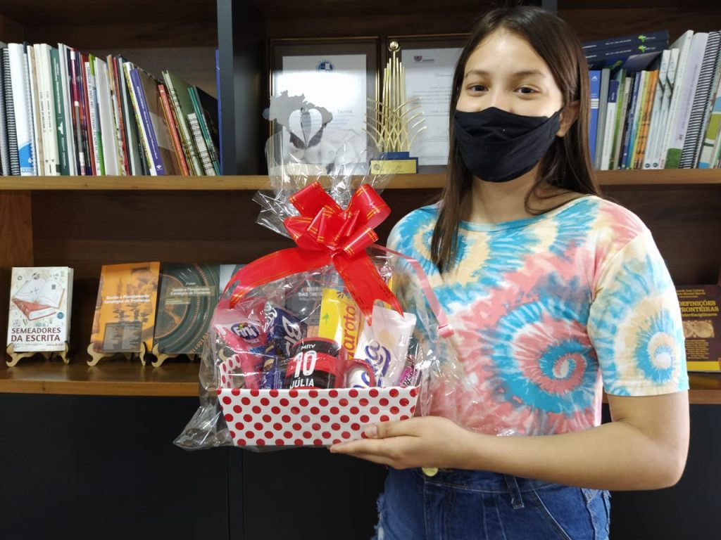 Camara de Enfrentamento ao Trafico de Pessoas entrega premiacao para adolescentes 1