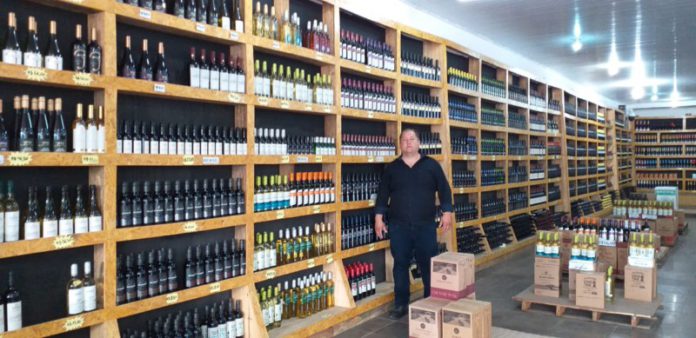 Joao Correa empresario proprietario de loja franca em Barra do Quarai RS Foto Divulgacao