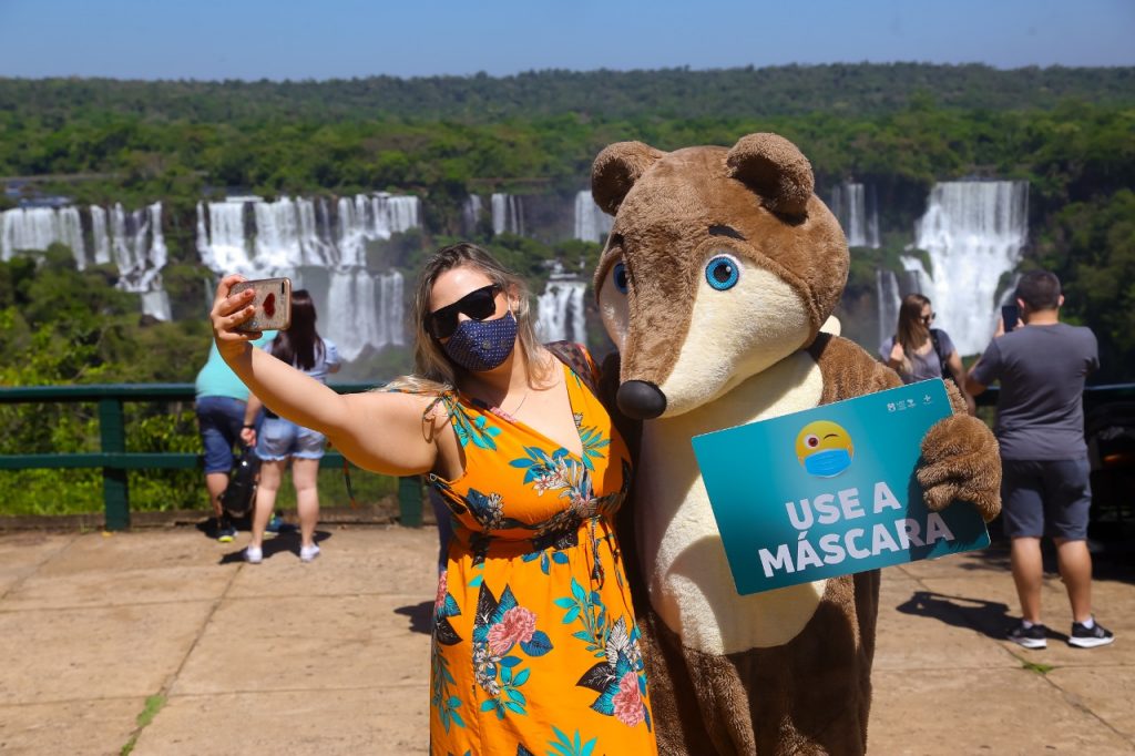 Parque Nacional do Iguaçu recebe cerca de 12 mil visitantes no feriadão de Nossa Senhora Aparecida 4 cataratas feriado padroeira5