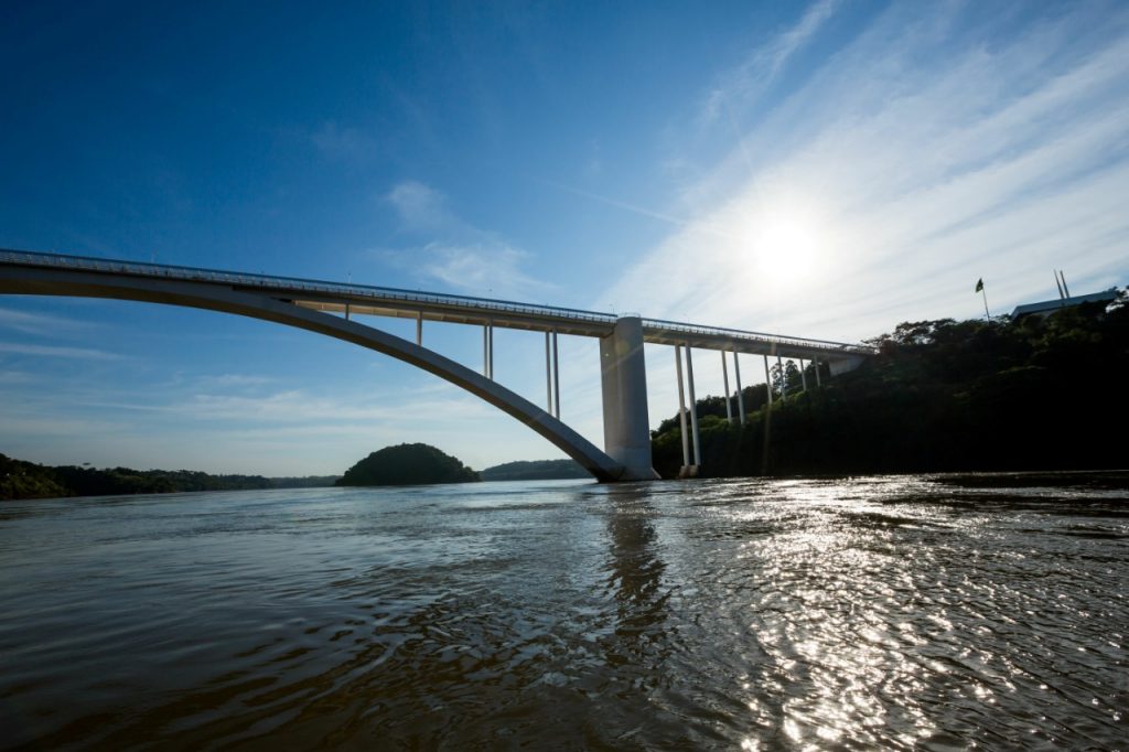 Duas pontes trazem Bolsonaro pela quarta vez a Foz do Iguaçu, no próximo dia 15 4 ponte da amizade 2