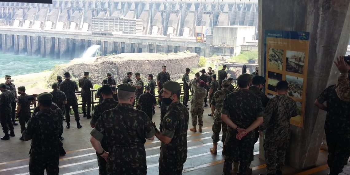 Exercito Itaipu