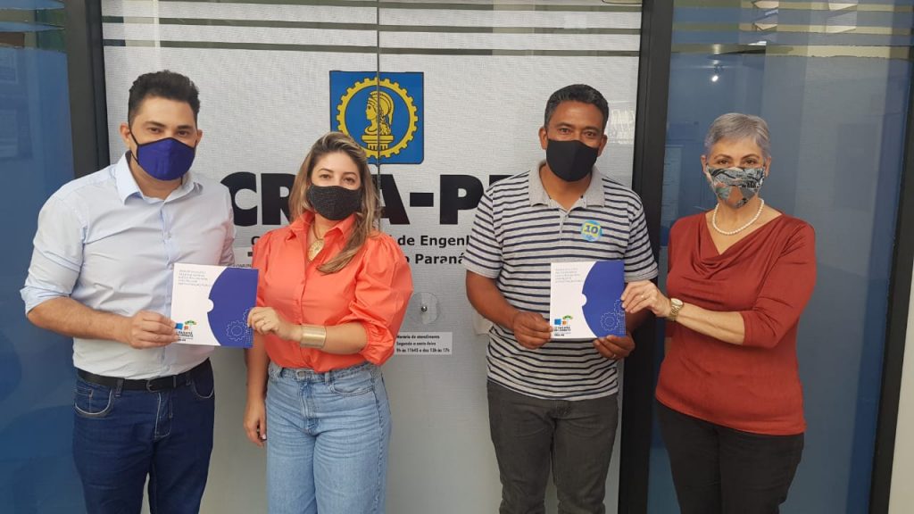 Candidatos a prefeito de Foz do Iguaçu recebem propostas da Agenda Parlamentar 2020 do Crea-PR 6 FOTO 7