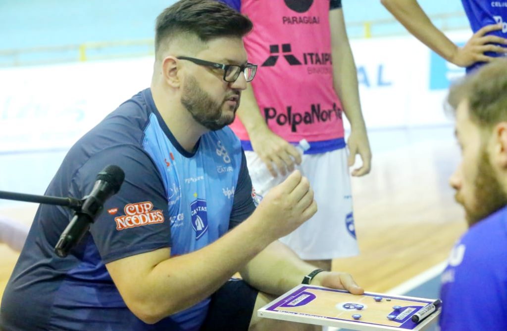 Liga Nacional de Futsal: Foz Cataratas empata com o Corinthians 3 foz cataratas futsal 4