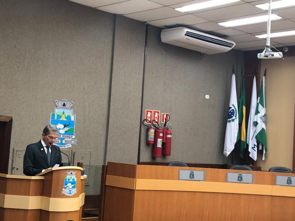 General Silva e Luna é Cidadão Honorário de Foz do Iguaçu. Veja fotos! 2 silva e luna camara1