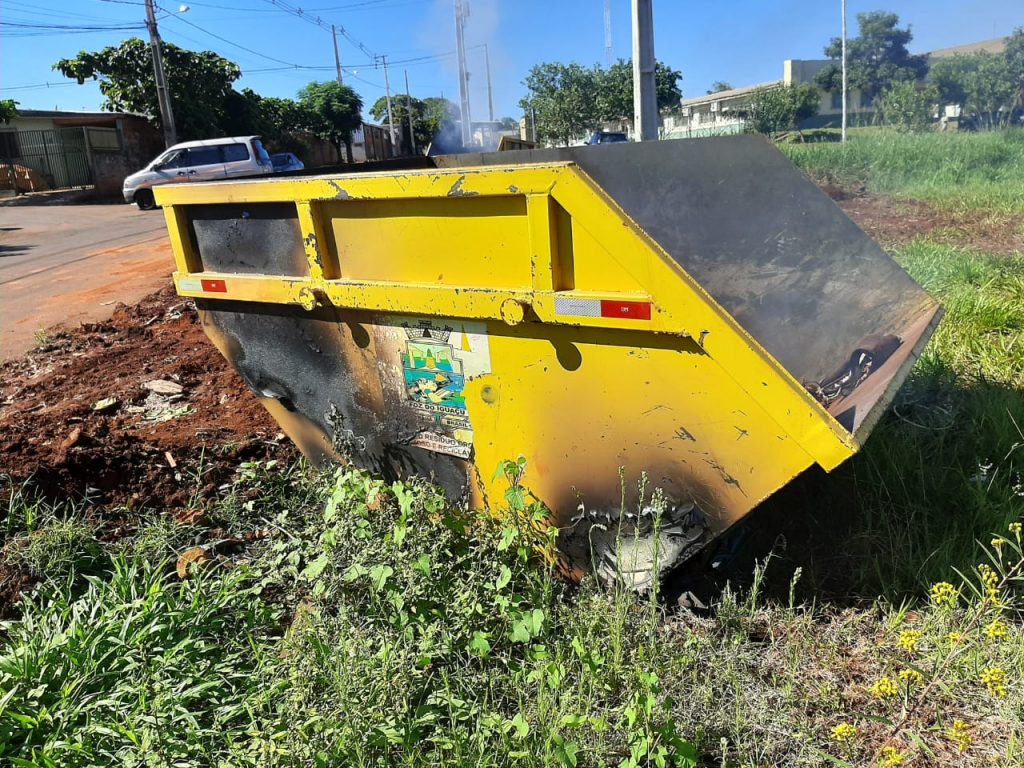 Cacambas destruidas 1