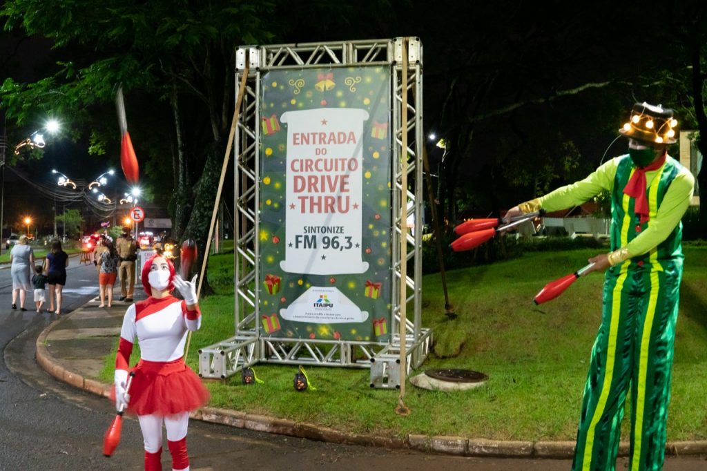 Aproveite o último fim de semana da projeção mapeada do Natal de Luzes da Itaipu, em Foz do Iguaçu 3 Natal de luz Foto Sara Cheida