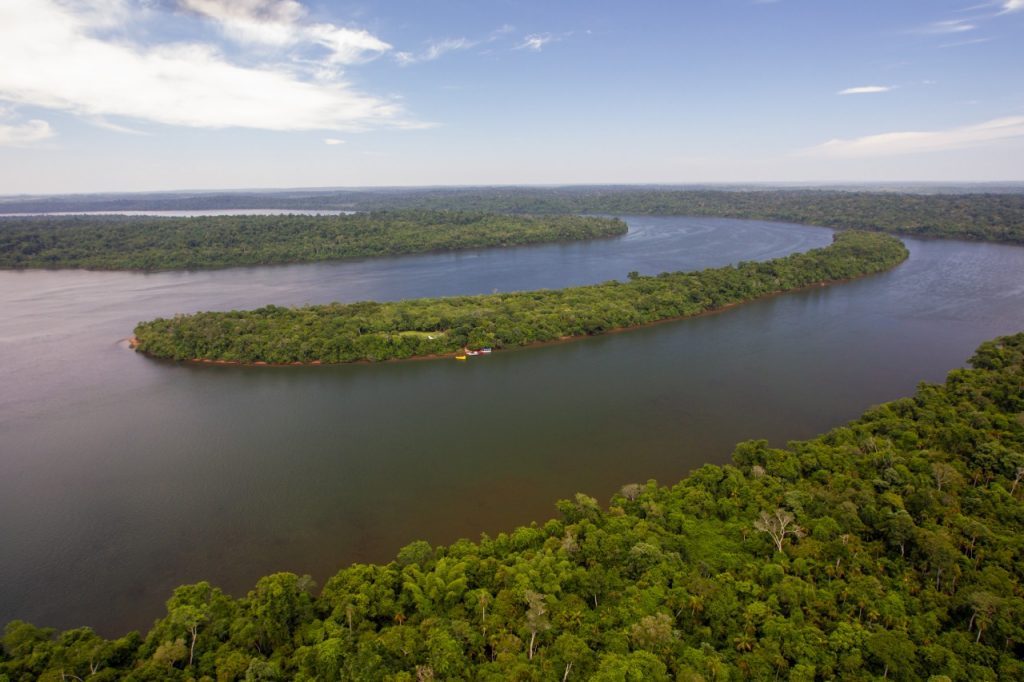 “Quero continuar este belo trabalho desenvolvido até aqui”, diz nova chefe do Parque Nacional do Iguaçu 4 Rio Iguacu dentro do Parque Nacional do Iguacu Foto Bruno Bimbato