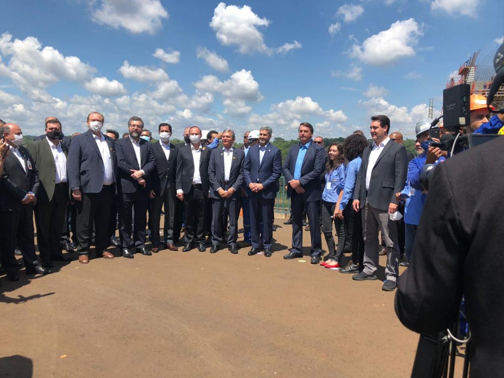 Comitiva do presidente Jair Bolsonaro chega em Foz do Iguaçu. Veja fotos! 6 bolsonaro em foz 2