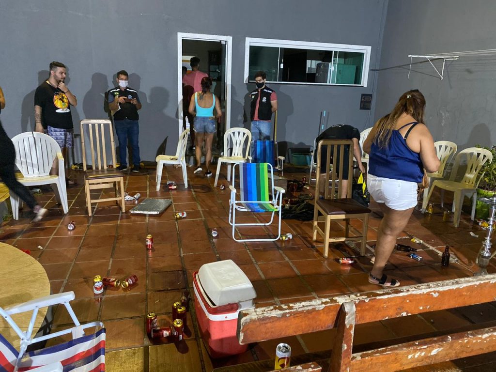 festas barradas em foz 7