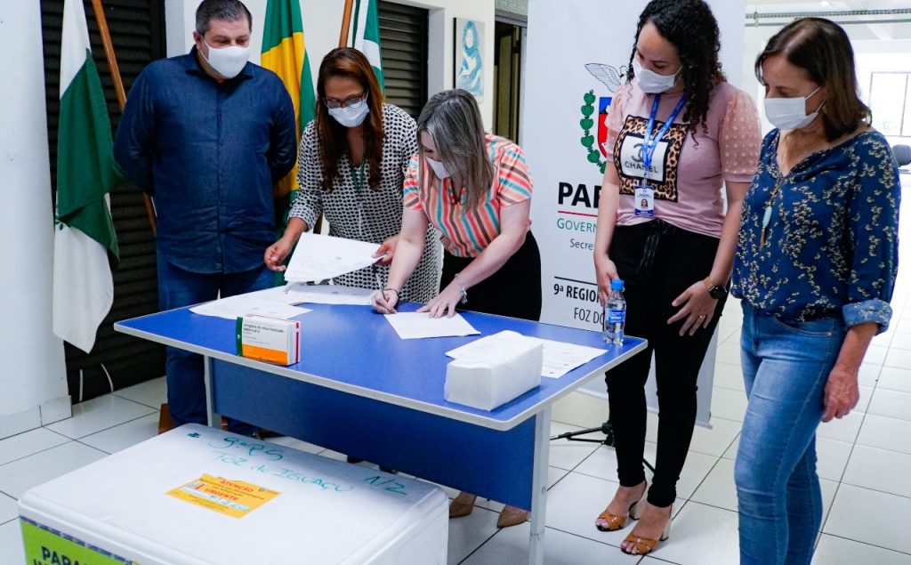 Vacina contra Covid-19 chega à Santa Terezinha de Itaipu 1 Vacina Corona STI